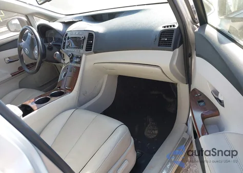 2010 Toyota Venza z USA, uszkodzony, nr VIN 4T3BA3BB4AU010002